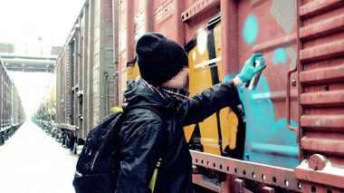 Graffiti Train - Photo by OLDTOY