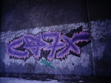 Graffiti Bombing - Photo by OLDTOY
