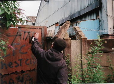 Graffiti Artwork - Photo by OLDTOY