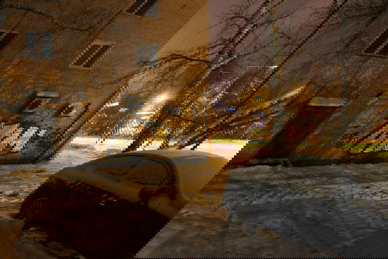 Graffiti Bombing - Photo by OLDTOY