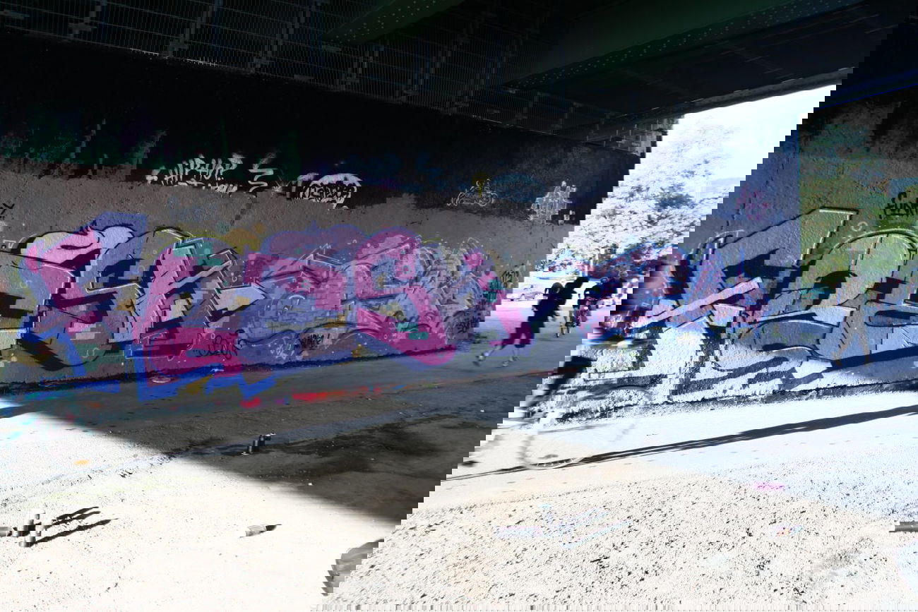 Graffiti Wall in Heidelberg - Photo by OLVERO - Buke, Nero, Fresh