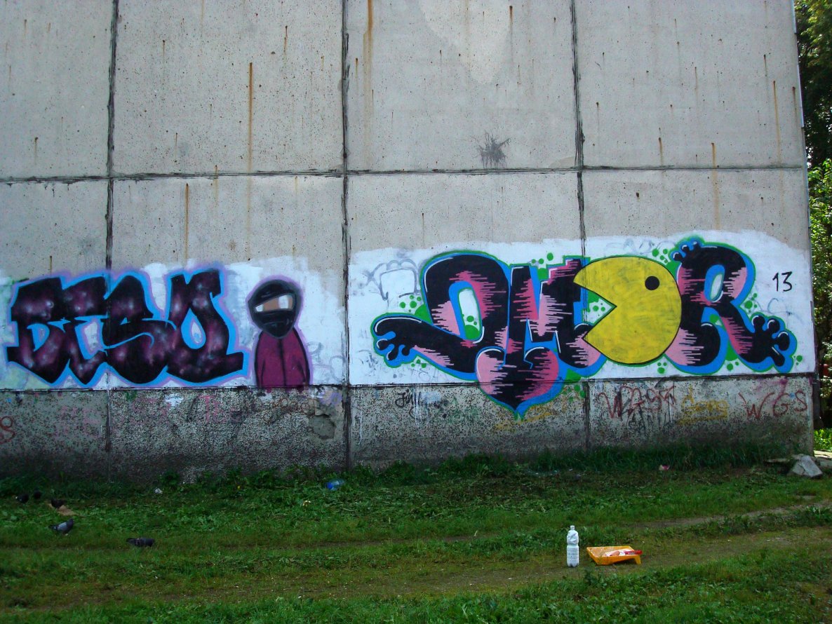 Graffiti Wall - Photo by OMoR - beso, omor, vbr (2010)