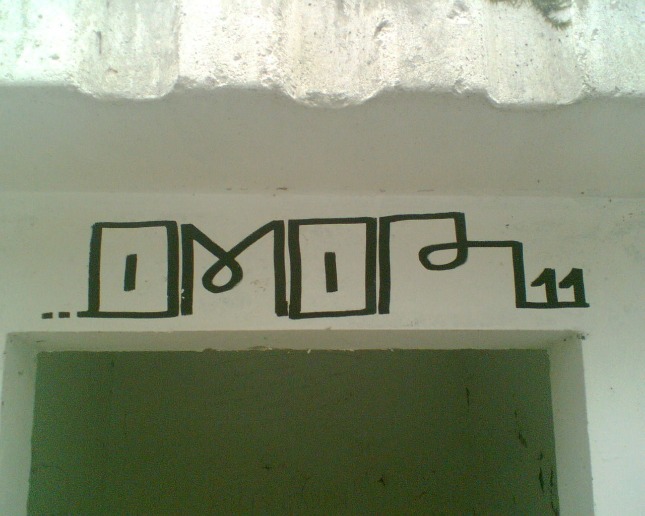 Graffiti Artwork - Photo by OMoR - omor, tag (2011)