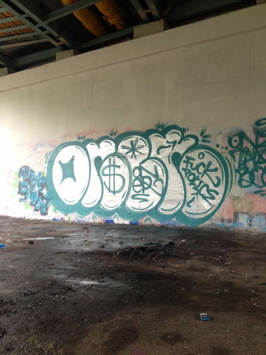 Graffiti Wall - Photo by ONER420