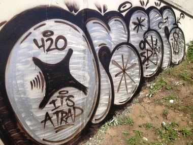 Graffiti Bombing - Photo by ONER420 - oner, action, chrome (2013)