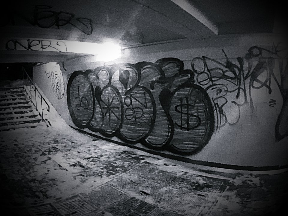 Graffiti Bombing - Photo by ONER420