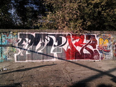 Graffiti Wall in Kyiv - Photo by OOMZ - oomz (2012)