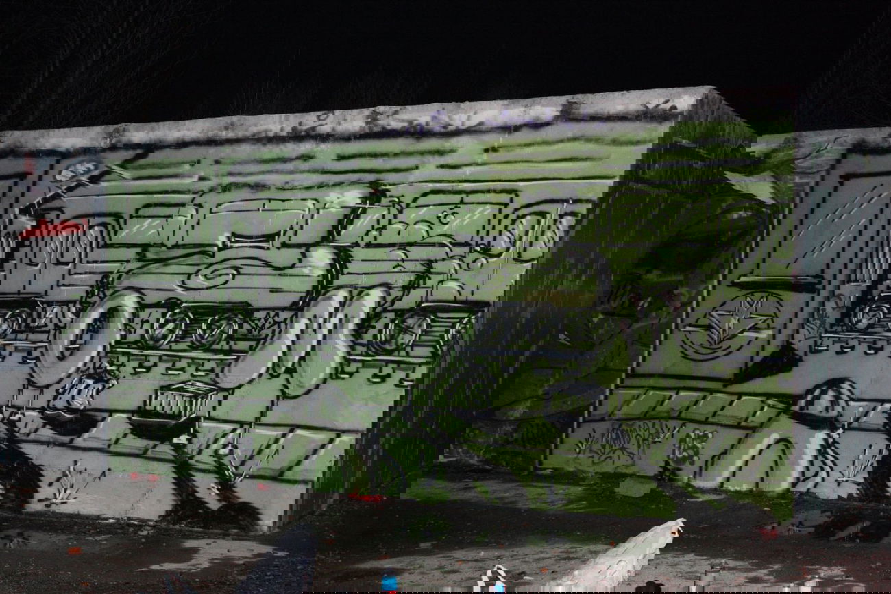 Graffiti Wall - Photo by OOMZ - oomz (2015)