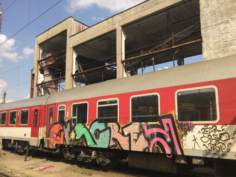Graffiti Train - Photo by OUSSCREW