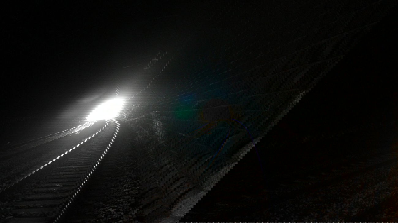 Graffiti Artwork in Vydrník - Photo by OUSSCREW - tunel