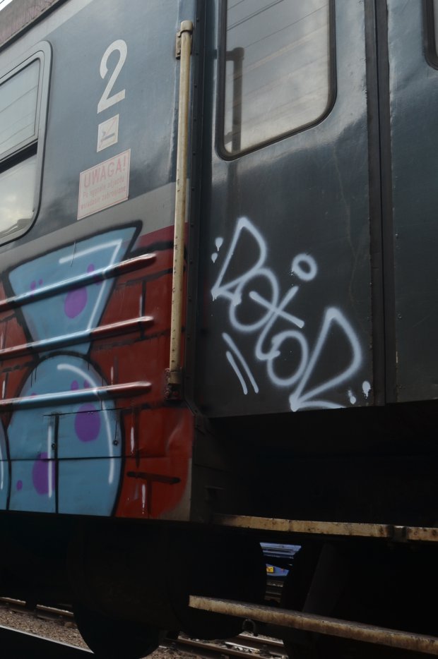 Graffiti Train in Tarnow - Photo by OUSSCREW - dkhous