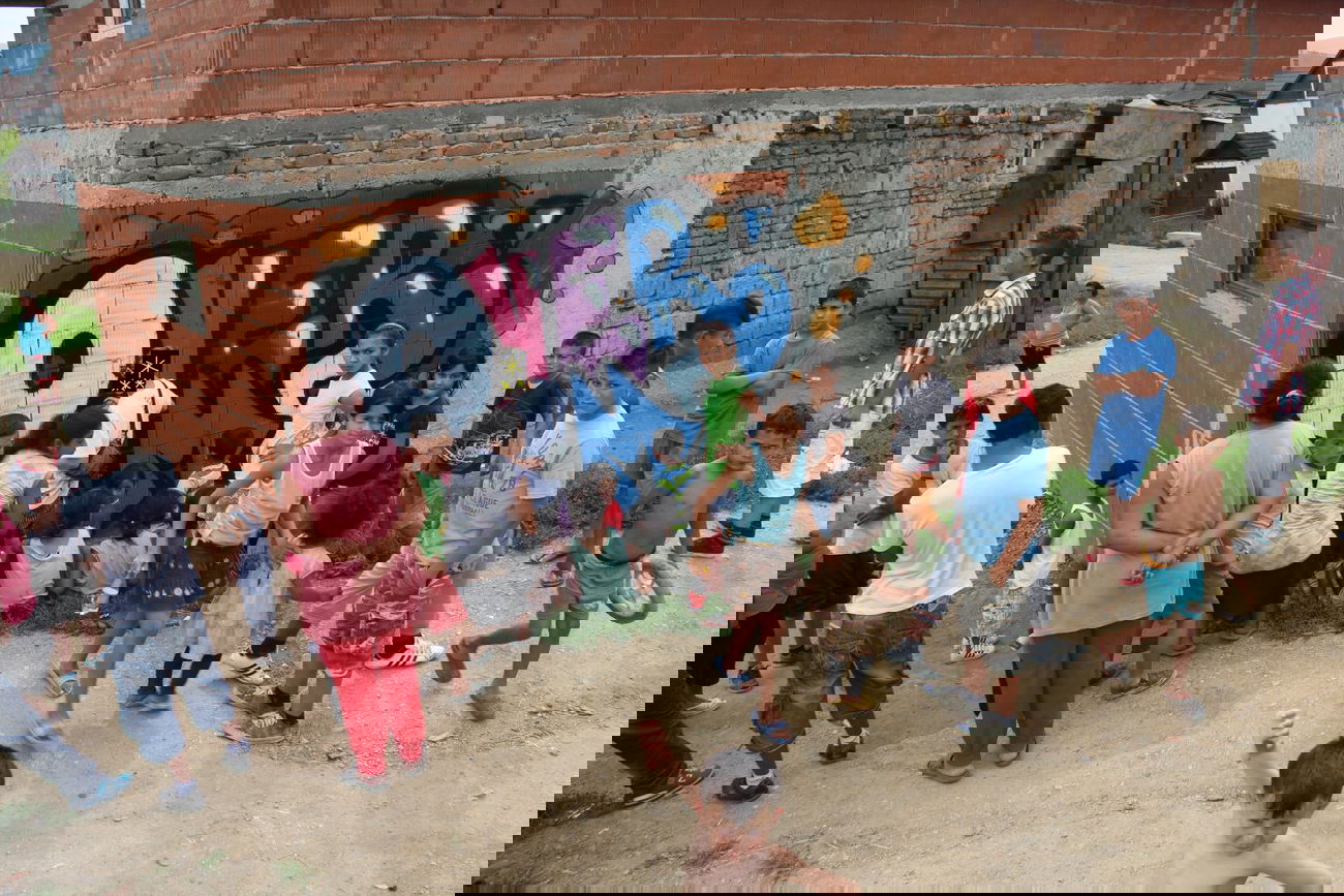 Graffiti Wall in Markuovce - Photo by OUSSCREW - gg