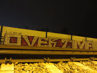 Graffiti Bombing - Photo by OUSSCREW - mus, crew, .