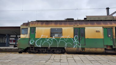 Graffiti Train - Photo by OUSSCREW