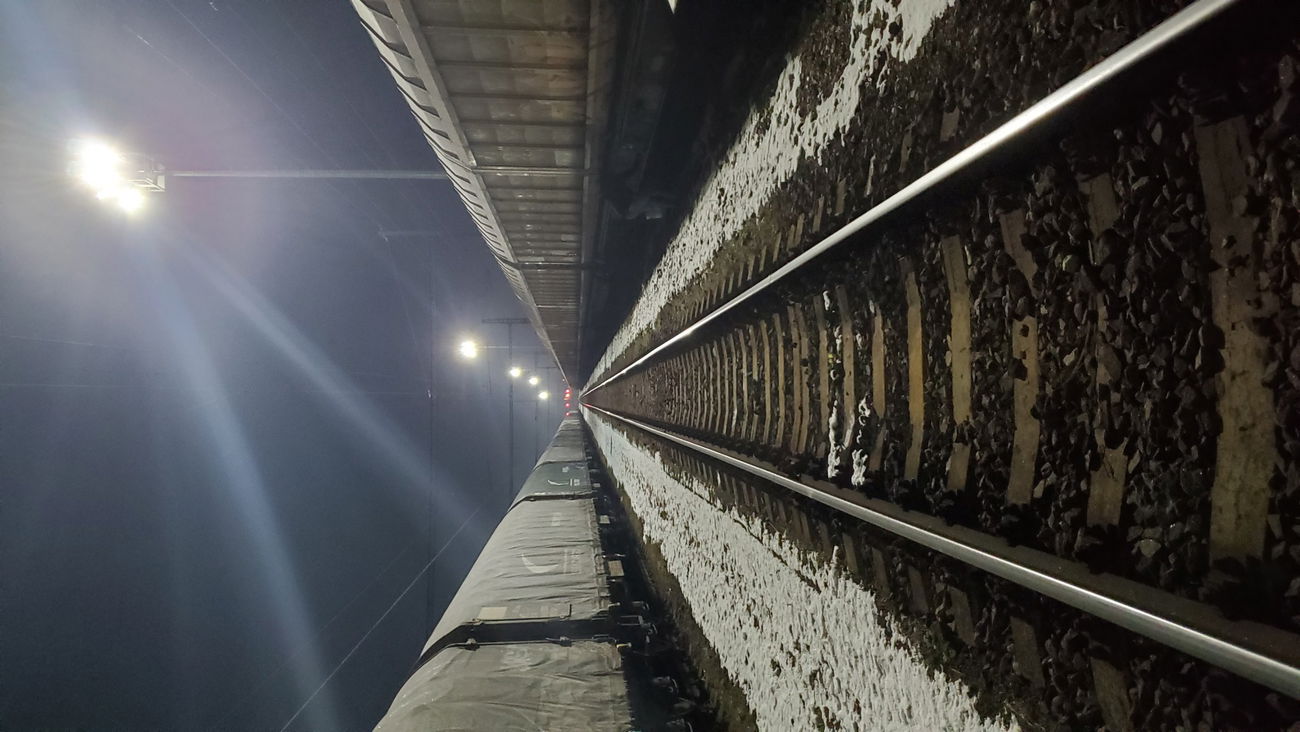 Graffiti Train - Photo by OUSSCREW