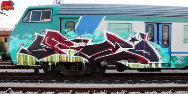 Graffiti Train - Photo by OUSSCREW