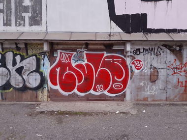 Graffiti Wall - Photo by OUSSCREW