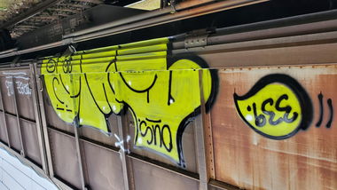 Graffiti Train - Photo by OUSSCREW