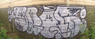 Graffiti Wall - Photo by OUSSCREW