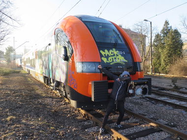 Graffiti Train - Photo by OUSSCREW