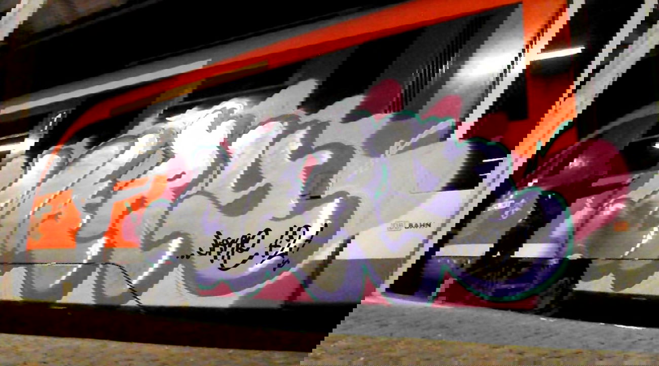 Graffiti Train - Photo by OWAposse - OWA, OssisWithAttitude (2014)