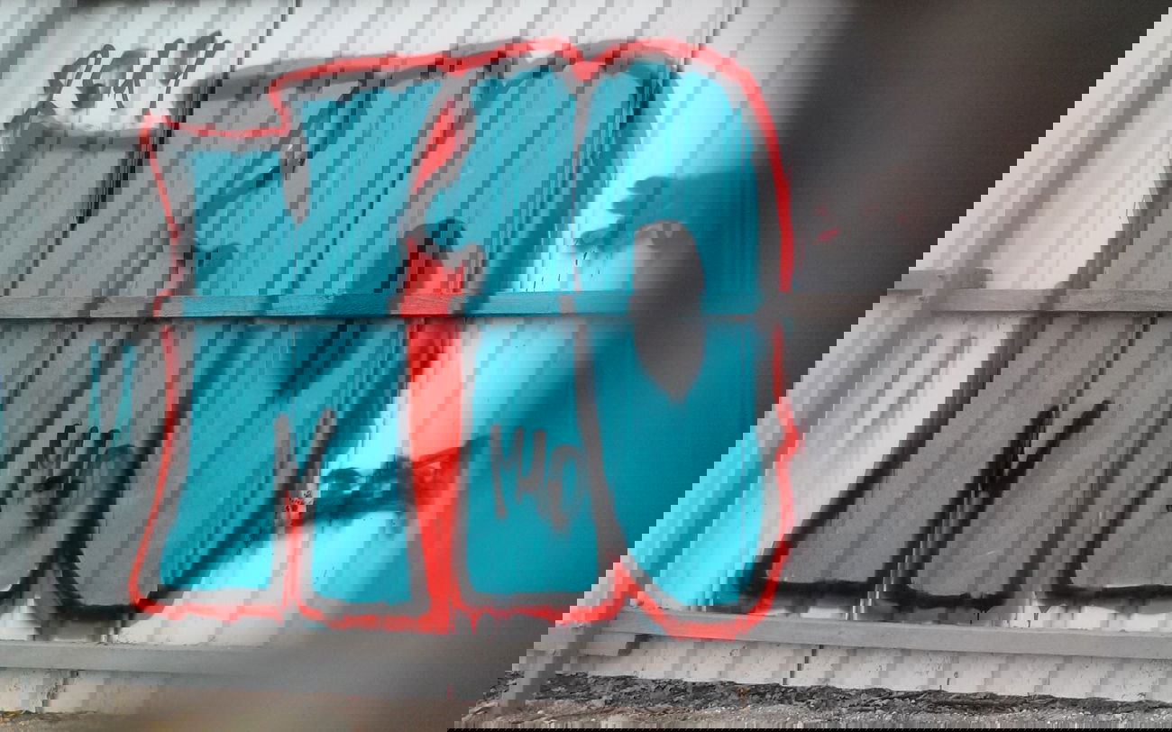 Graffiti Wall in Yalta - Photo by OZES - M10, crew (2014)