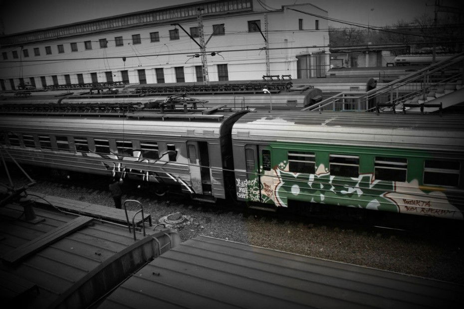 Graffiti Train in Moscow - Photo by Obeaks - obeks