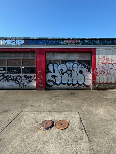 Graffiti Wall in White center, wa - Photo by Observer206 - keans, msp, seattle (2026)