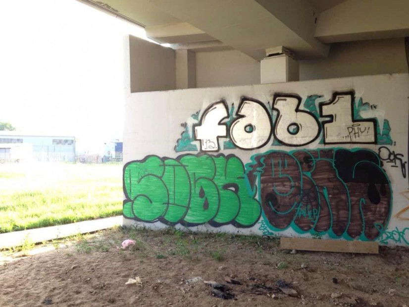 Graffiti Bombing in moscow - Photo by OckirowSasha - oickris (2013)