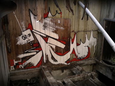 Graffiti Wall - Photo by Ofen - 2012