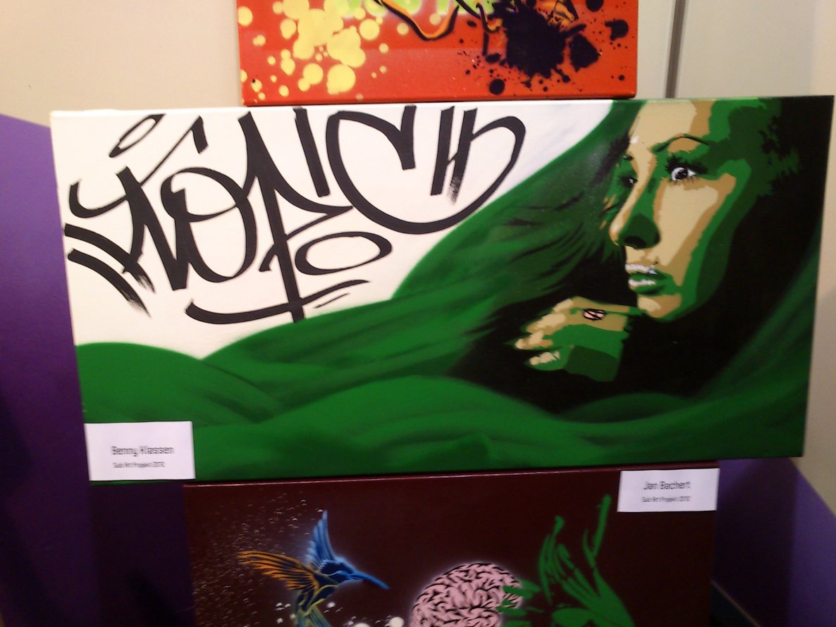 Graffiti Artwork in Minden - Photo by OfficialTopic1 - Canvas, Topic1, Minden (2012)