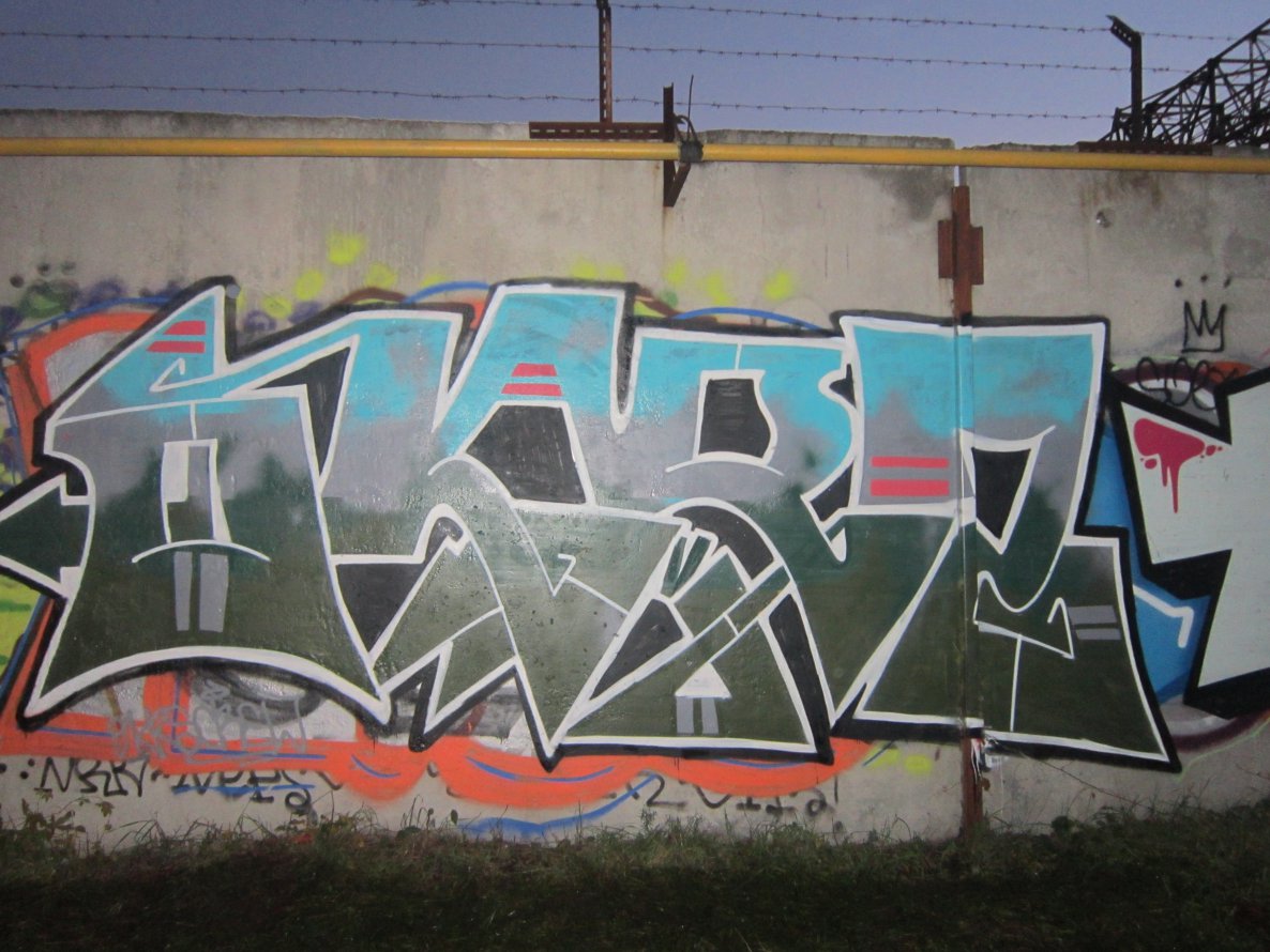 Graffiti Wall - Photo by Okrs01