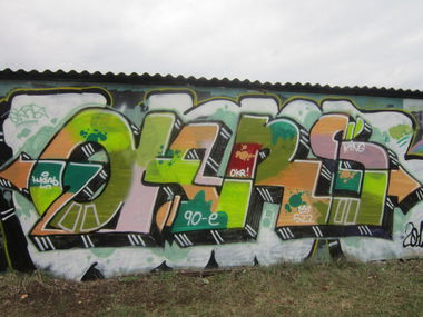 Graffiti Wall - Photo by Okrs01 - okrs (2013)