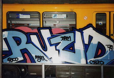 Graffiti Train in Berlin - Photo by Oldschool - Ruzd, Paco, Rage