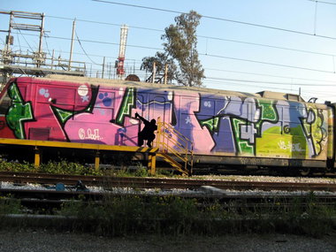 Graffiti Train in Naples - Photo by Oldschool - Pluto