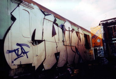 Graffiti Train in Jena - Photo by Oldschool - Chin, Chintz, TUF