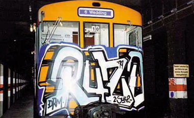 Graffiti Train in Berlin - Photo by Oldschool - Ruzd79