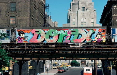 Graffiti Train in New York - Photo by Oldschool - Dondi