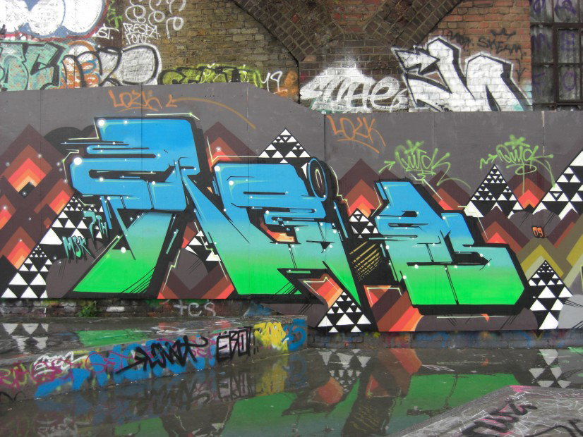 Graffiti Wall - Photo by Oldschool - Rois