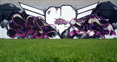 Graffiti Wall in Maaseik - Photo by Oldschool - Chas, Does, Love
