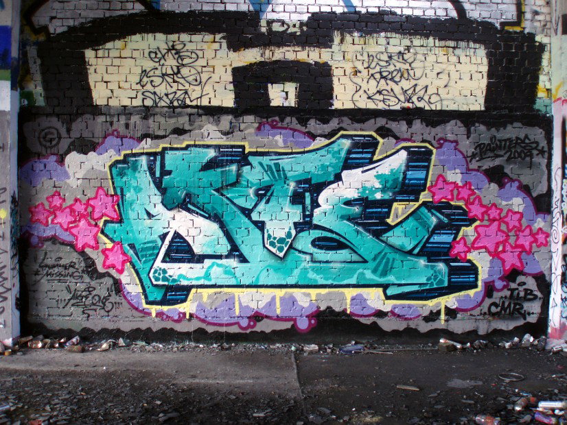 Graffiti Wall in Berlin - Photo by Oldschool - Akte, CMR, TLB