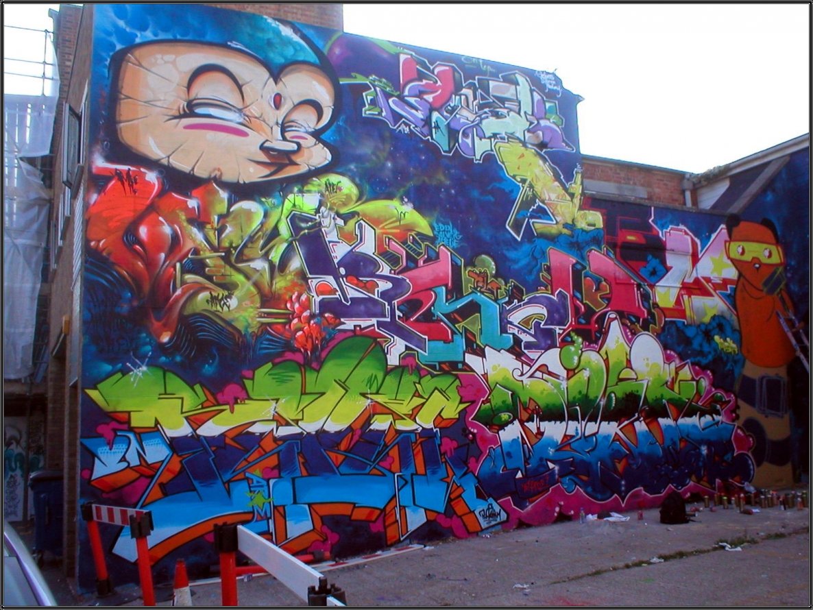 Graffiti Wall in Oxford - Photo by Oldschool