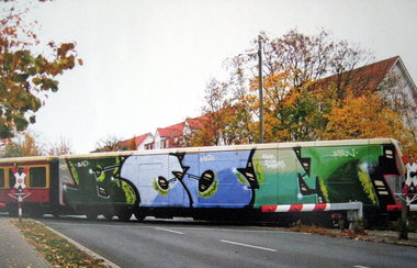 Graffiti Train in Berlin - Photo by Oldschool - Boom, BAD, MG