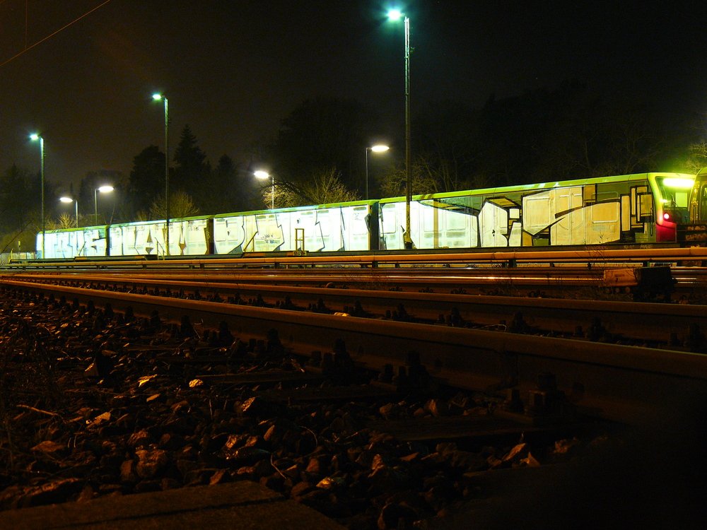 Graffiti Train in Berlin - Photo by Oldschool - Trus, Ham, Burn