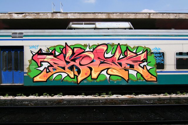 Graffiti Train - Photo by Oldschool - Phiesta