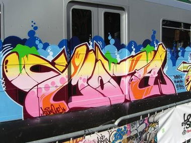 Graffiti Train - Photo by Oldschool - Mota, Atom