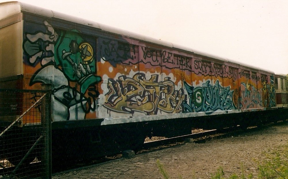 Graffiti Train in Berlin - Photo by Oldschool
