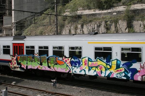 Graffiti Train - Photo by Oldschool - Hulk, Atom