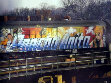 Graffiti Train in New York - Photo by Oldschool - Pancho, Anita