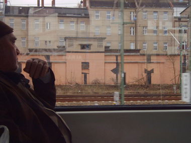 Graffiti Bombing in Berlin - Photo by Oldschool - DRM